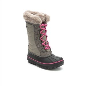 London Fog, Girls Pink Trim boots